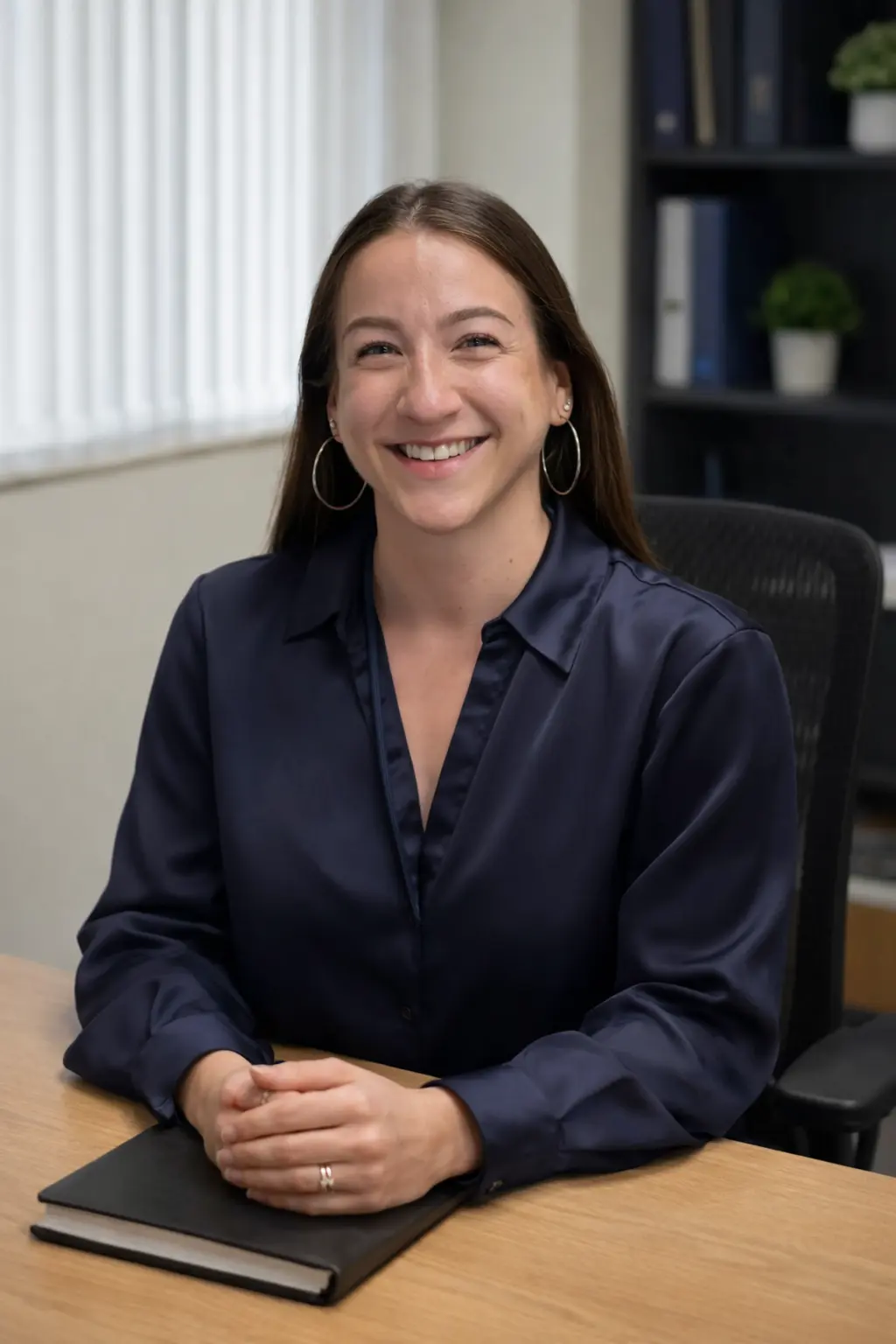 Headshot of Shanon Mendez